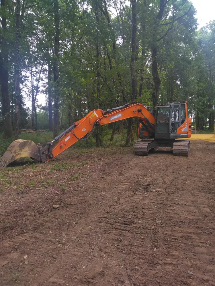 Tractopelle orange